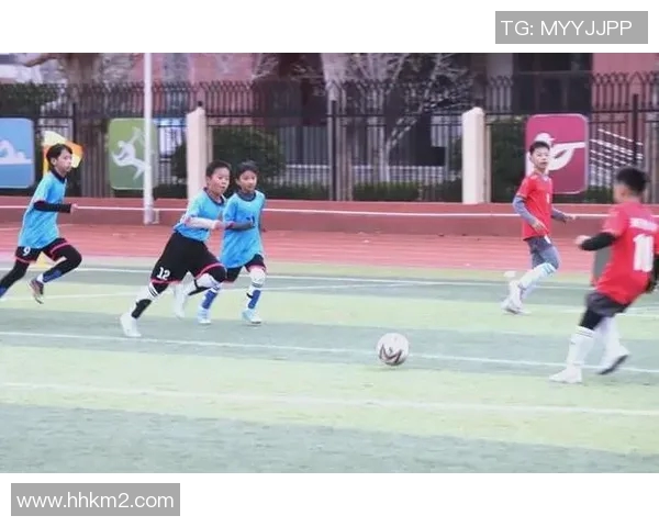 大学生足球联赛精彩纷呈展现青春活力与团队精神的竞技盛宴